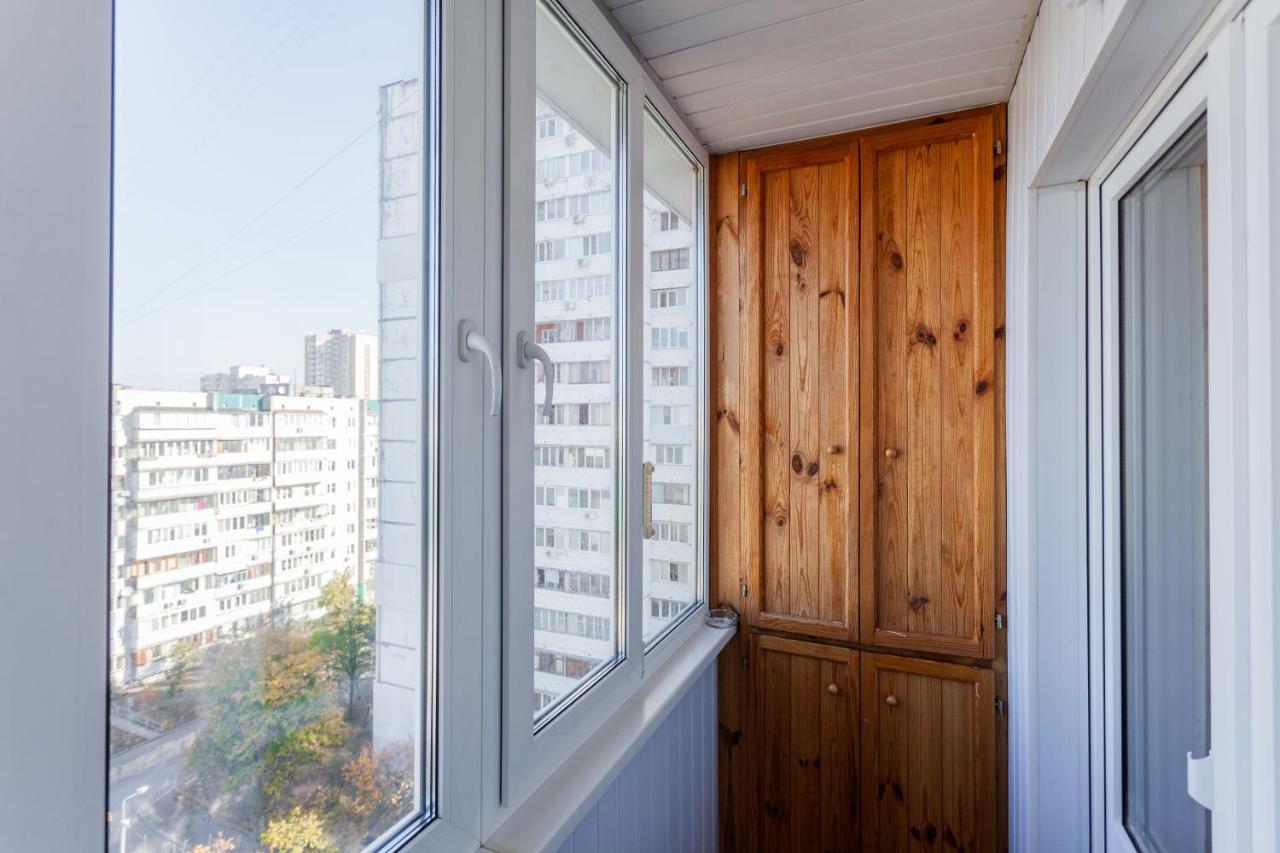 Квартира Біля Трц "Dream Town 2" Kiev Exterior foto